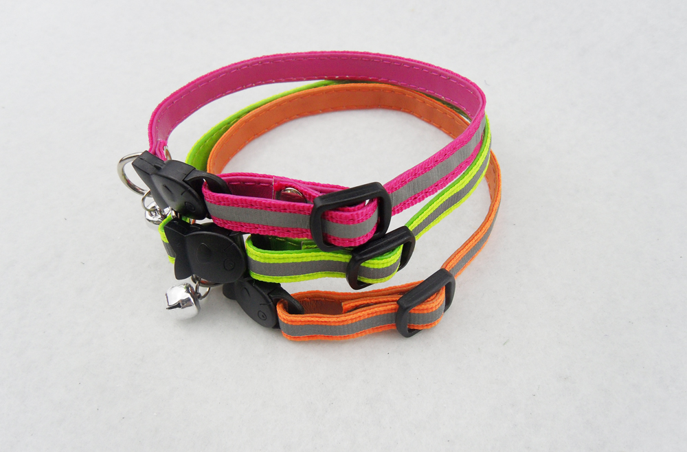 cat collar with reflective material and safety fish shape buckle 